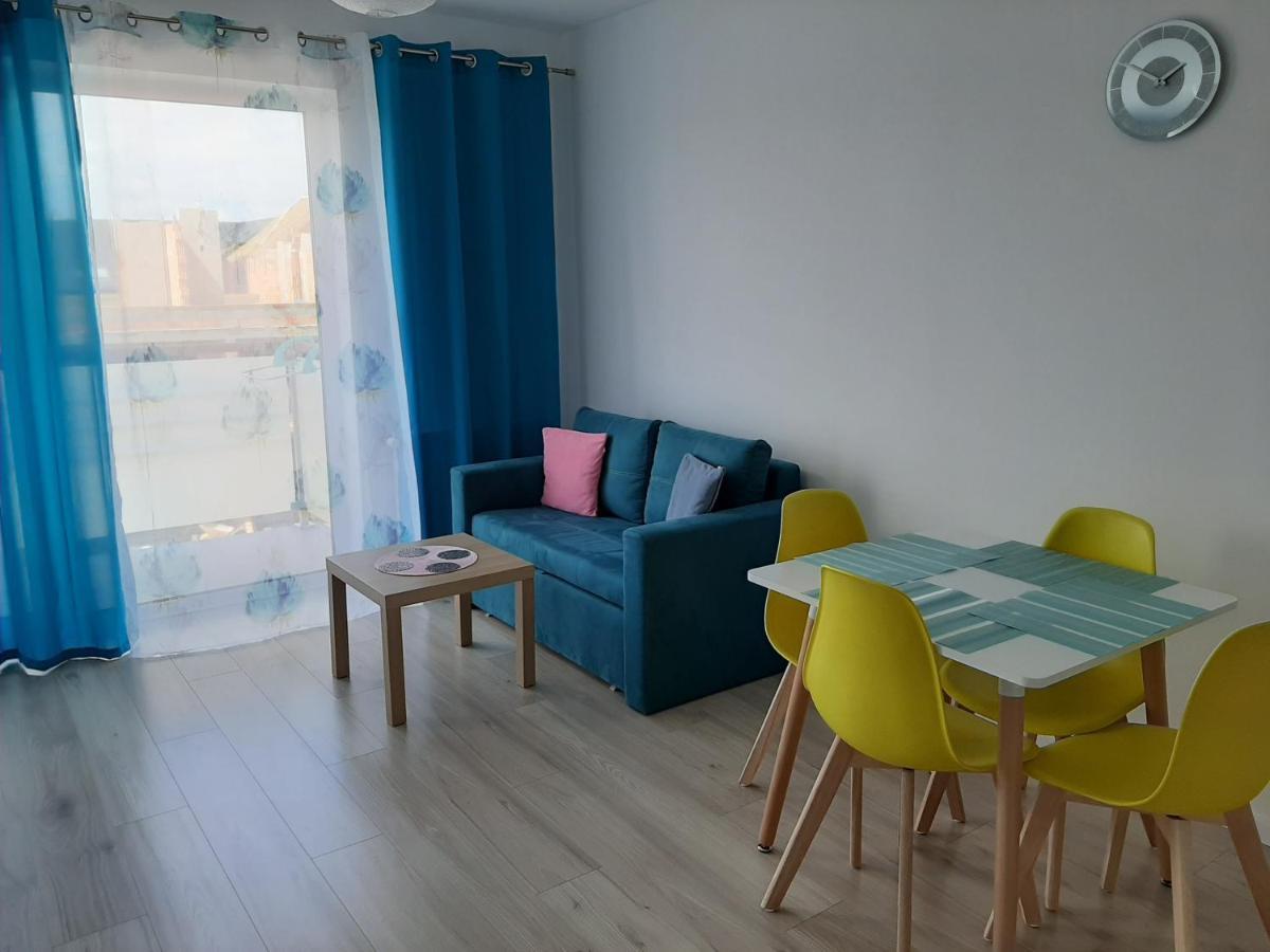 달로브코 Apartament Viktoria 아파트 외부 사진