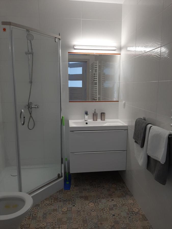 달로브코 Apartament Viktoria 아파트 외부 사진